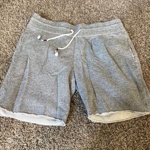 Sz Medium Men’s Mossimo Brand Grey Lounge Shorts with Drawstring